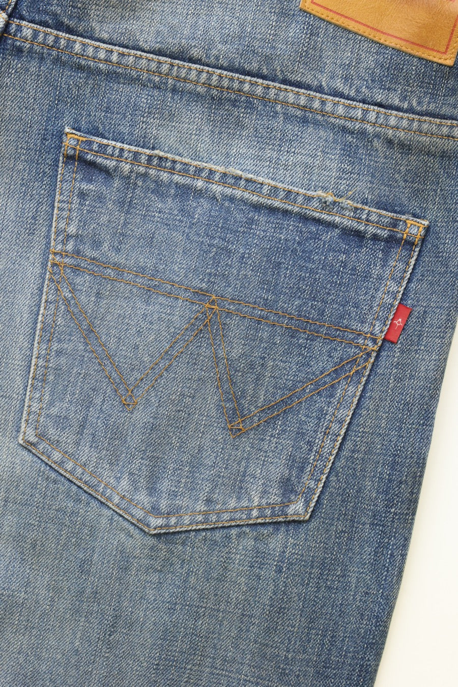 FADE INDIGO DENIM STRAIGHT PANTS