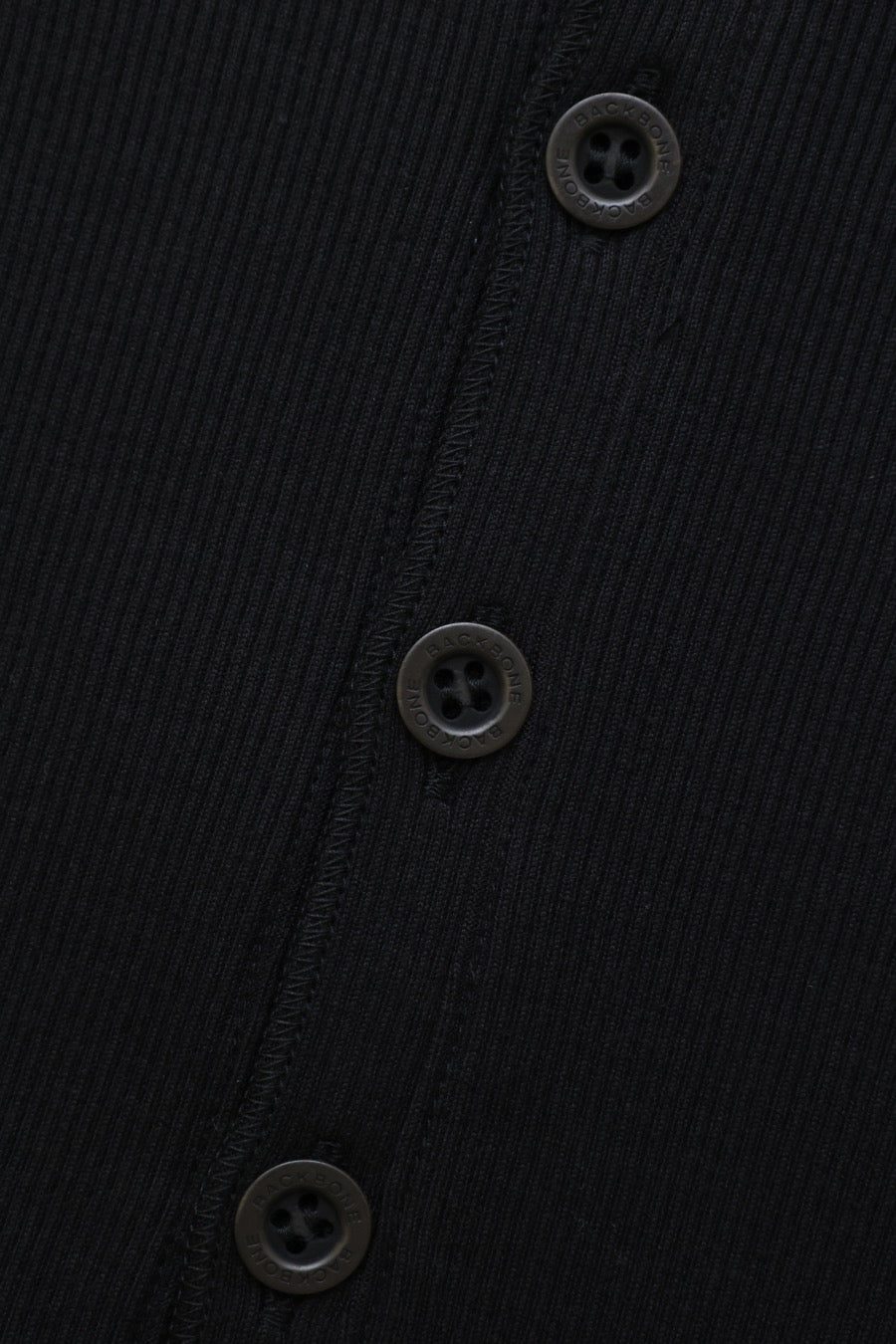 HENLY NECK BLACK