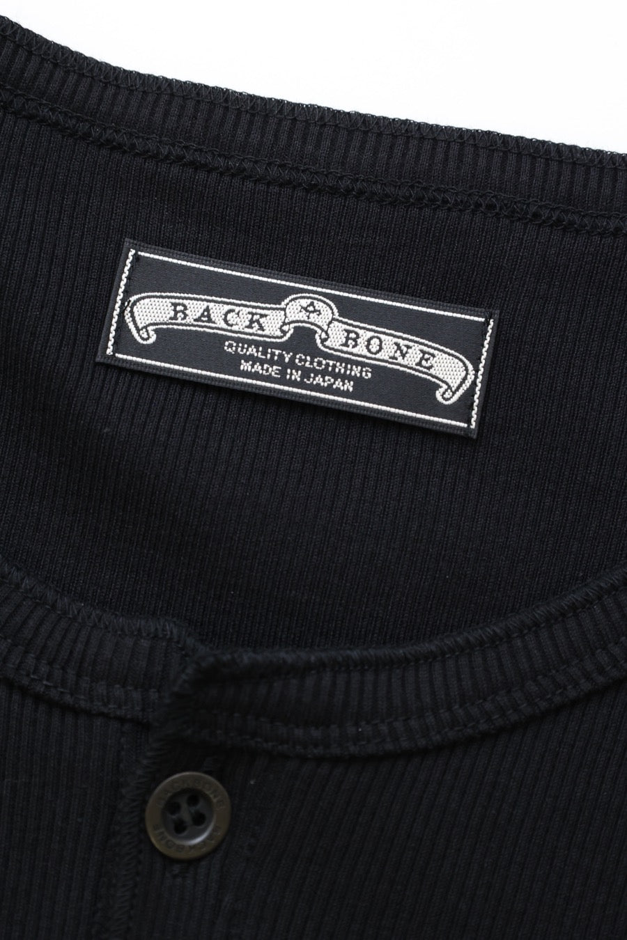 HENLY NECK BLACK