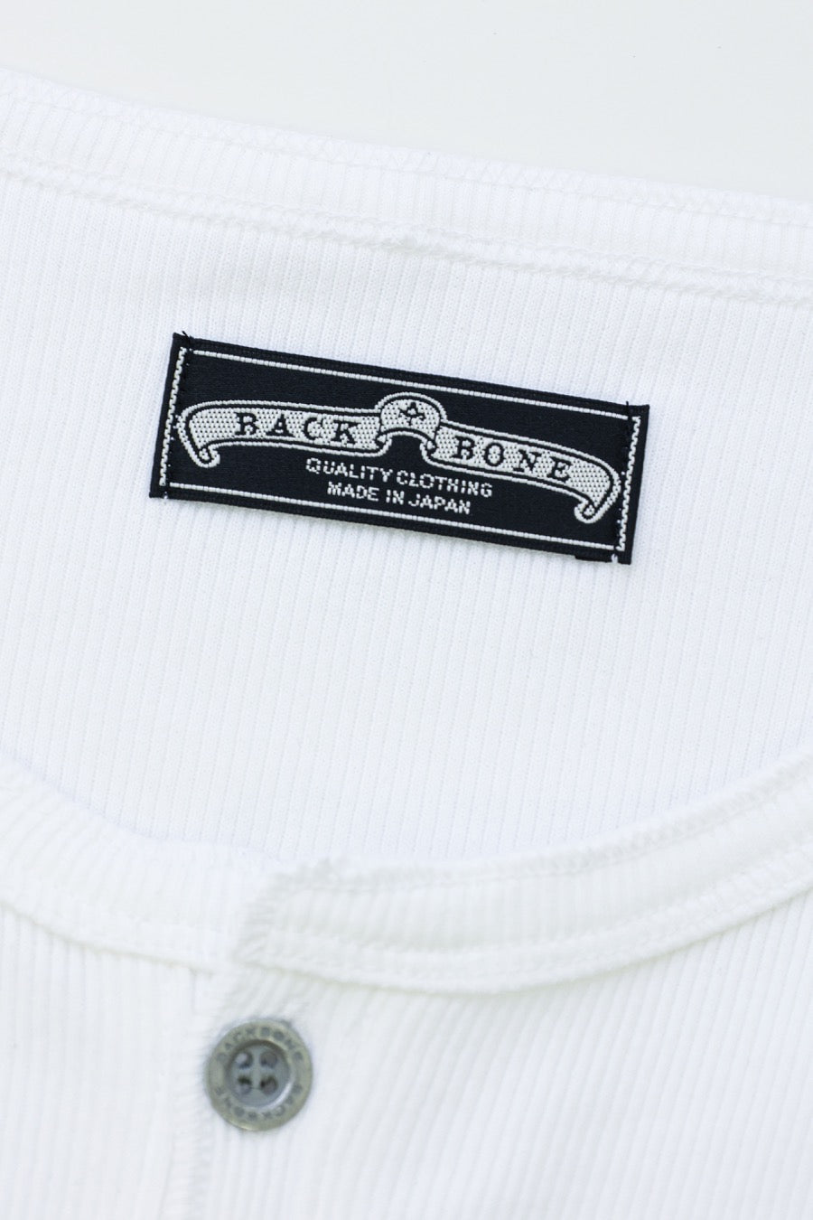 HENLY NECK WHITE