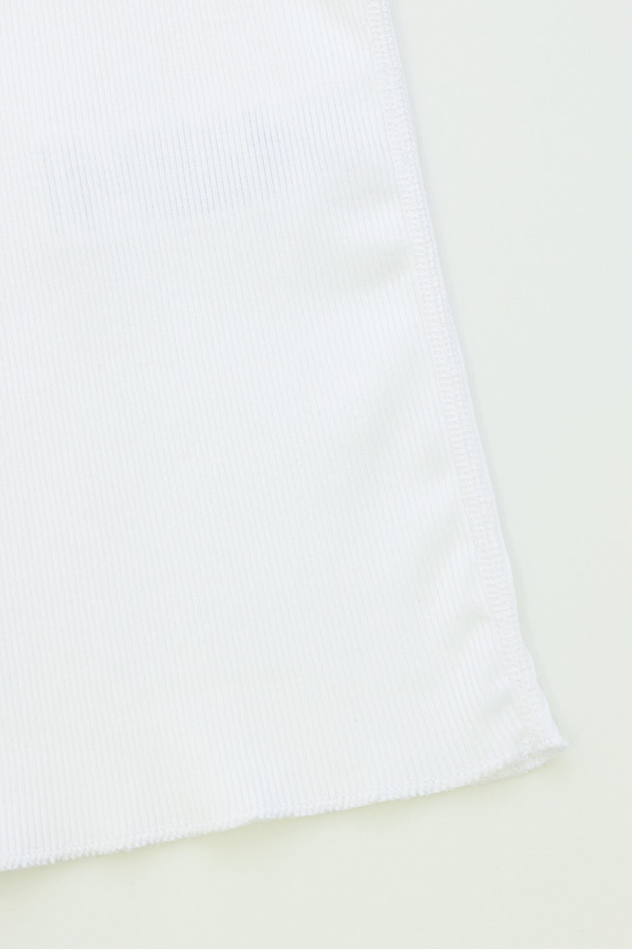 HENLY NECK WHITE