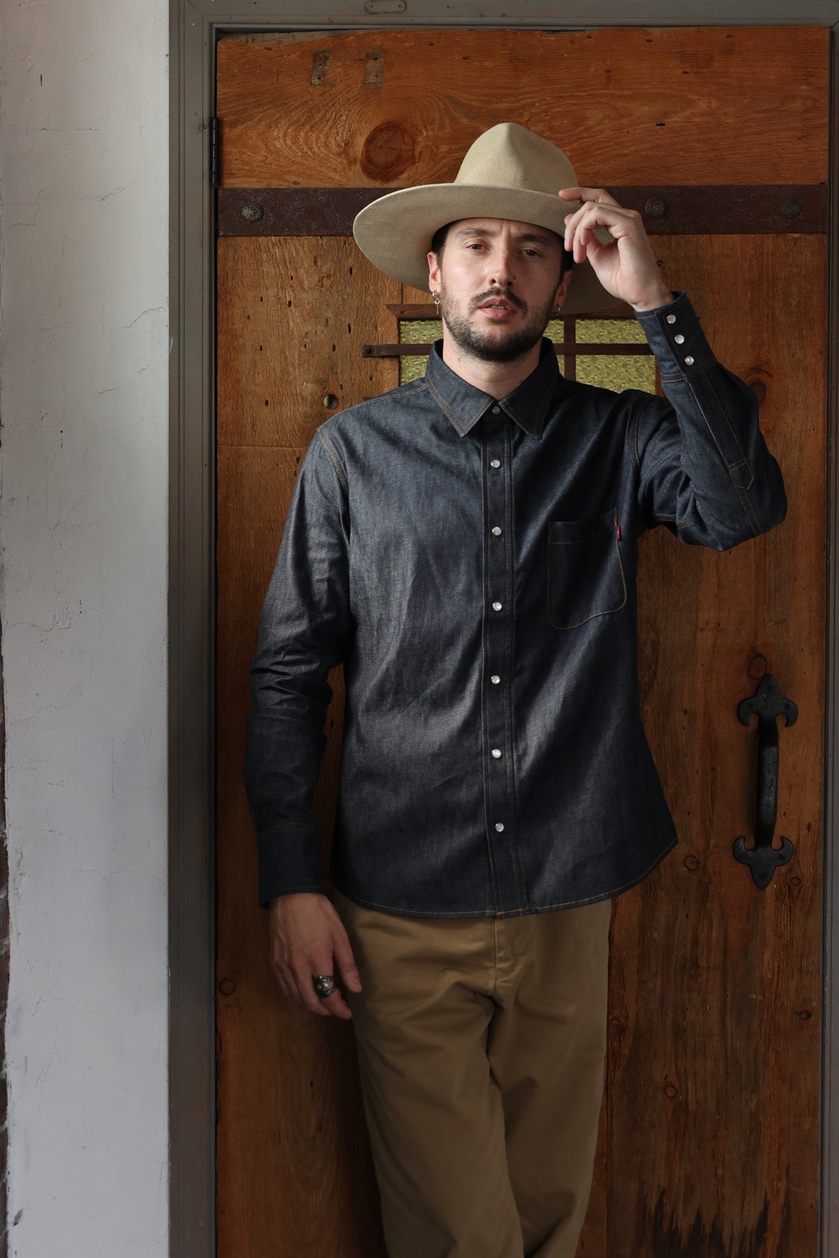 CHINO STRAIGHT PANTS